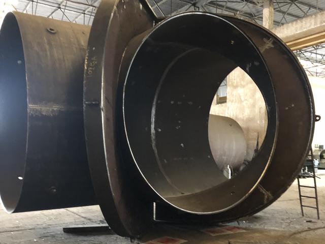 Welded bifurcation